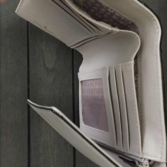 Kate Spade Wallet - Picture 4 of 6